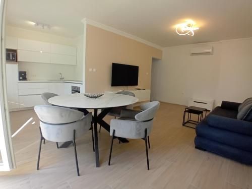 Apartments Angie 1