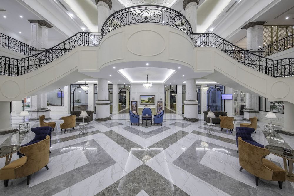 Melia Vinpearl Cam Ranh Beach Resort 3