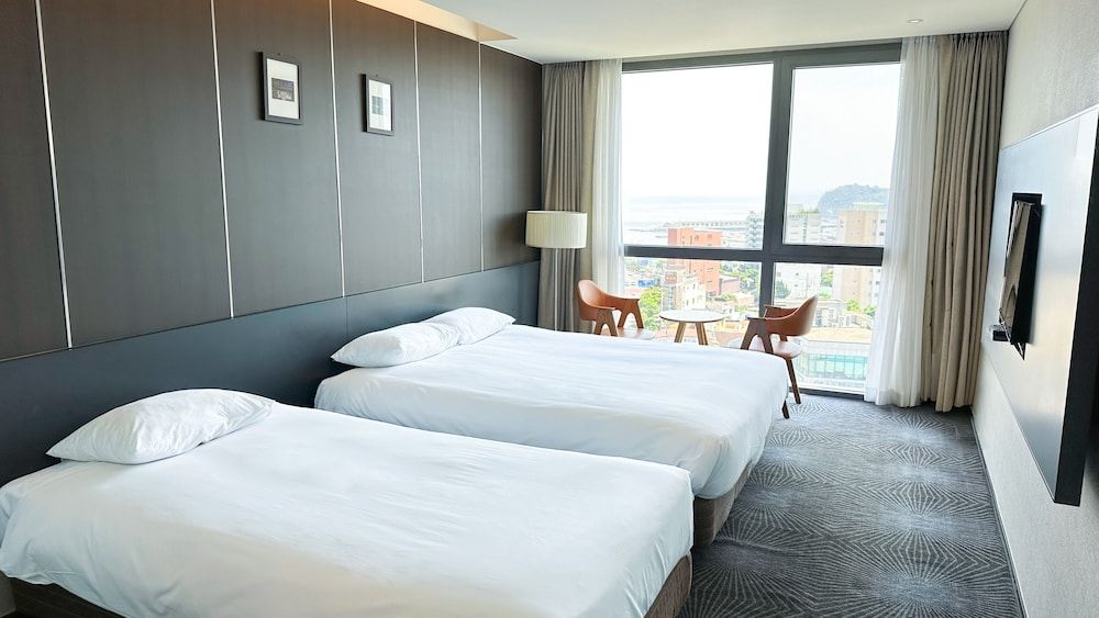 Hotel Golden Daisy Seogwipo Ocean 3