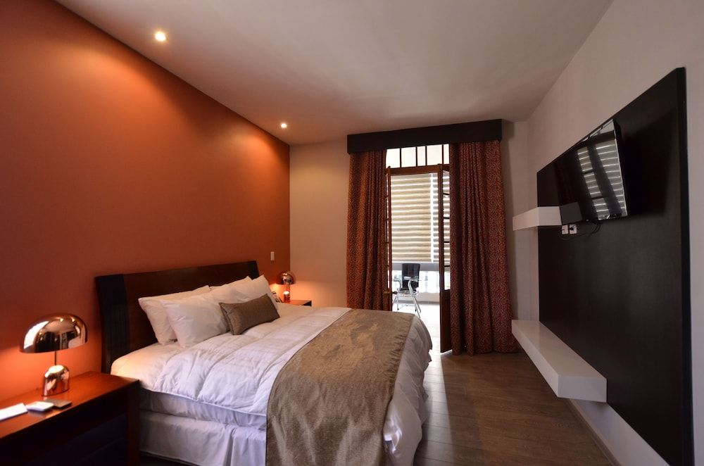 Hotel Camino Plaza 3