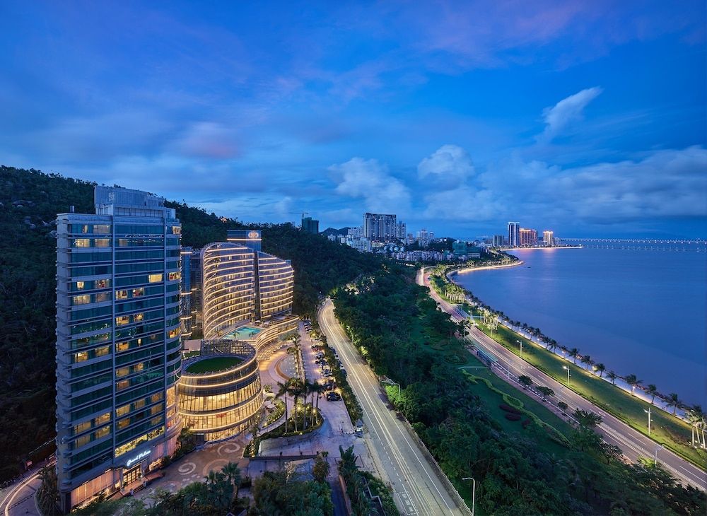 Grand Bay Hotel Zhuhai 1