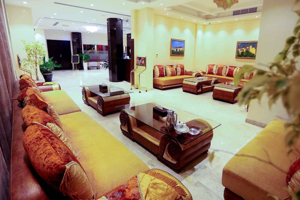 Remas Hotel Suites 3