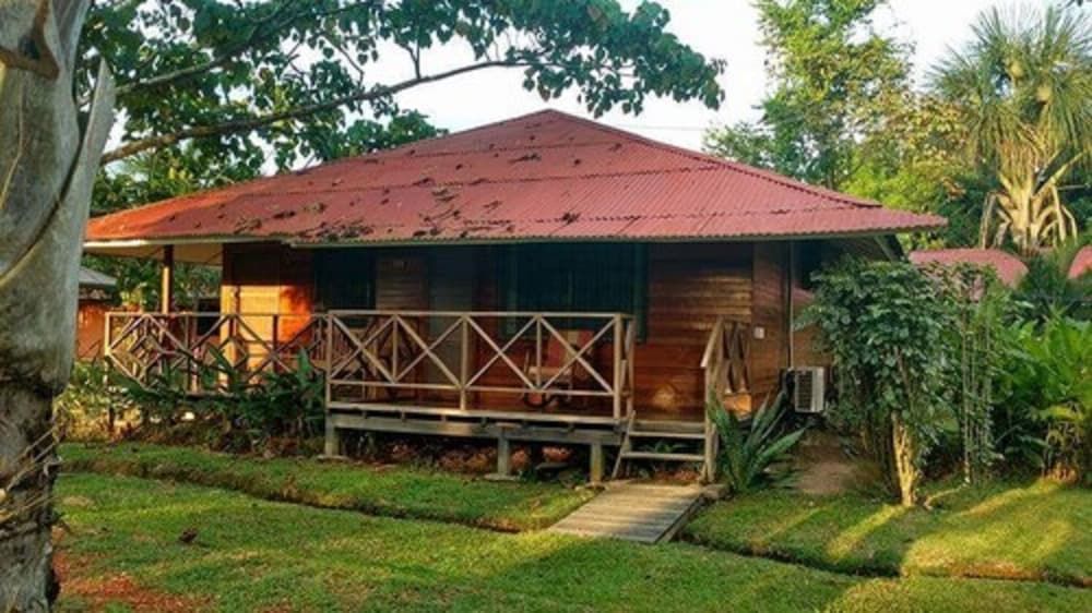 Manish Hotel Ecológico 4 estrelas em Pucallpa