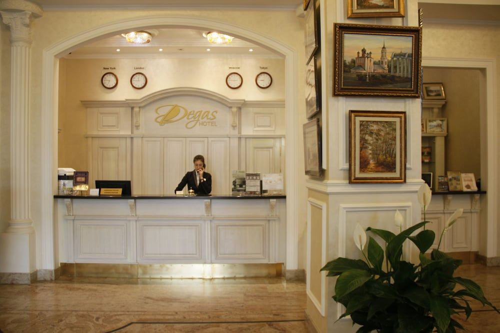 Degas Hotel 3