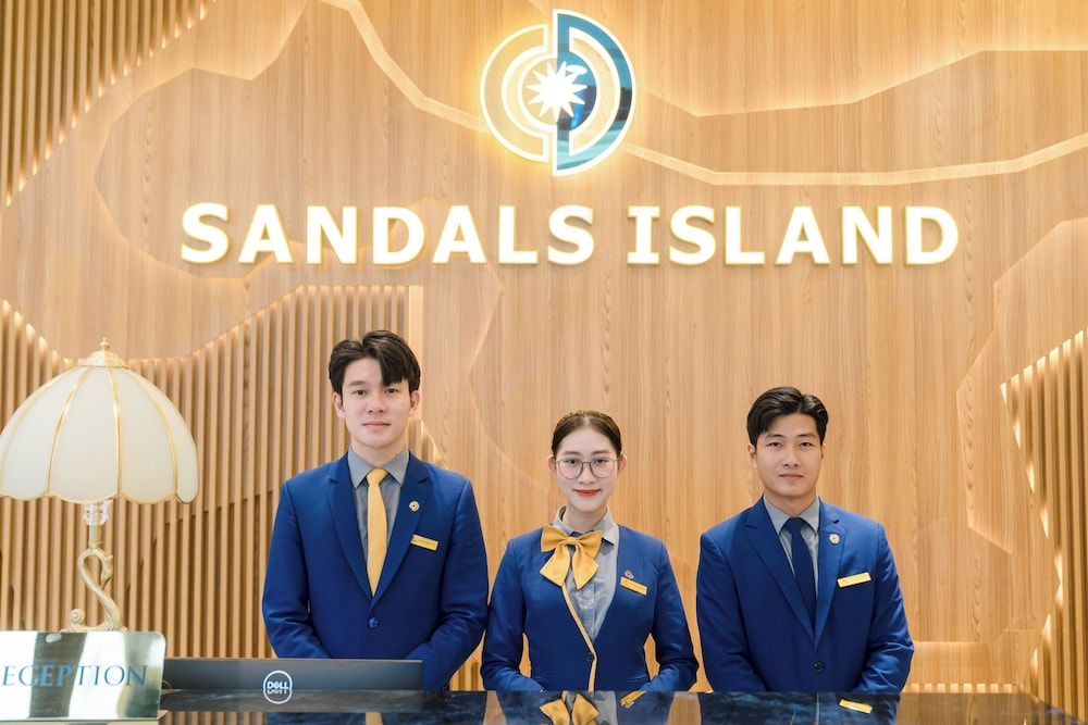 Sandals Island Hotel 3
