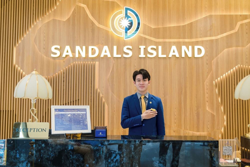 Sandals Island Hotel 2