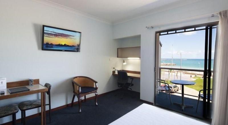 Ocean Centre Hotel 3