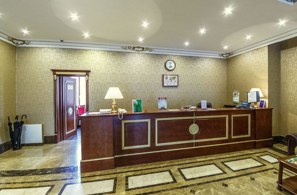 Avshar Hotel 2