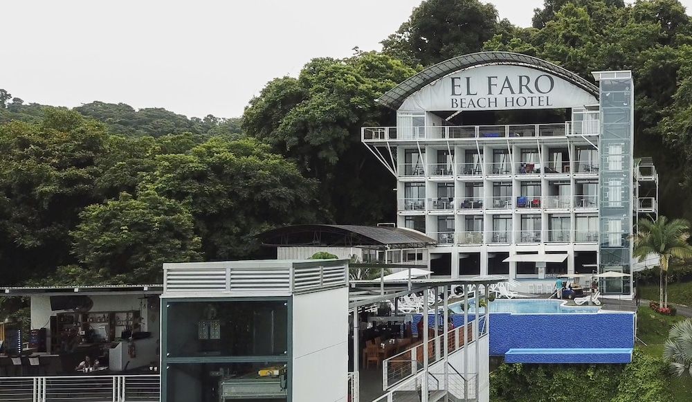 El Faro Containers Beach Hotel 3 étoiles à Manuel Antonio