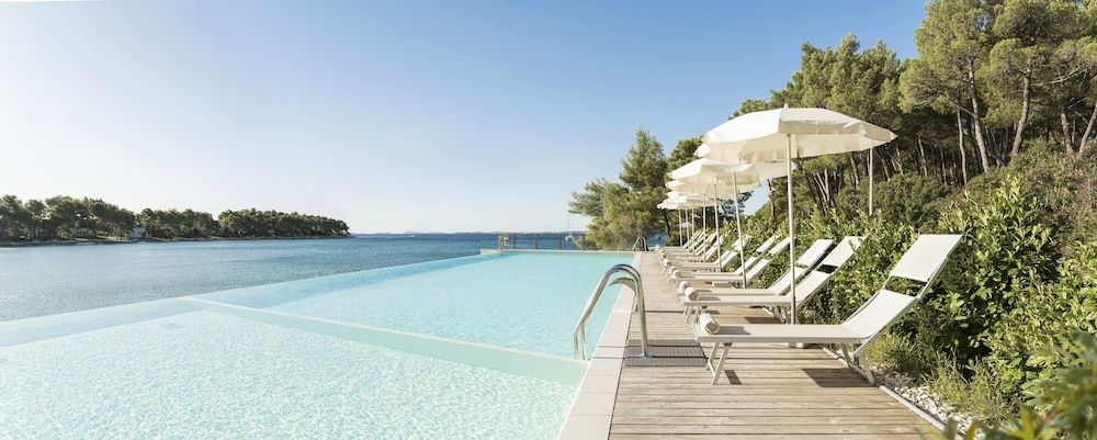 Crvena Luka Resort 4 estrelas em Biograd na Moru
