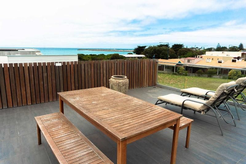 The Apollo Apartment 3