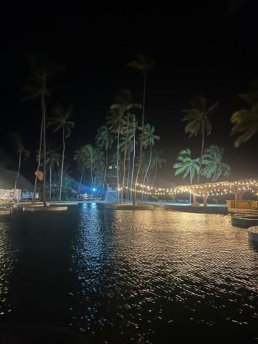 Antonio Beach Hotel & Spa -with treehouse and biggest swimming pool in East Africa 3
