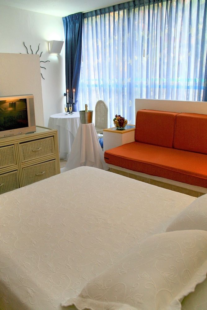 Hotel Guadaira Resort 3