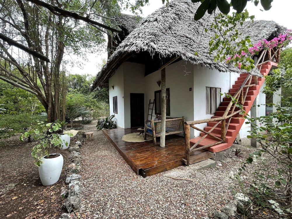 Bellevue Guesthouse 3