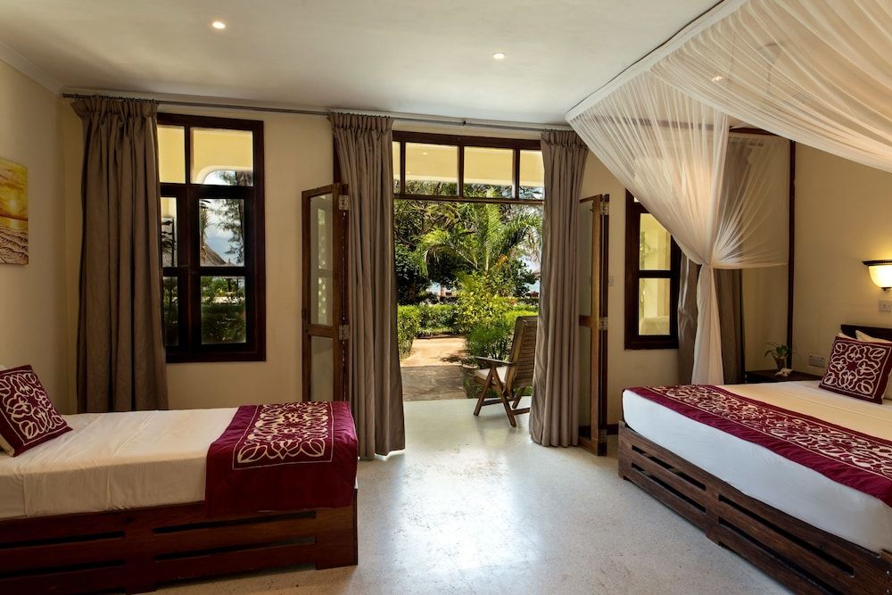 Michamvi Sunset Bay 2