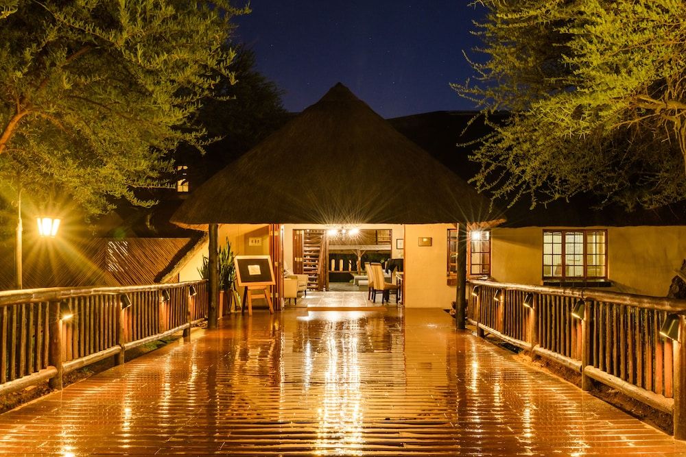 Mongena Game Lodge 4 estrelas em Klipdrift