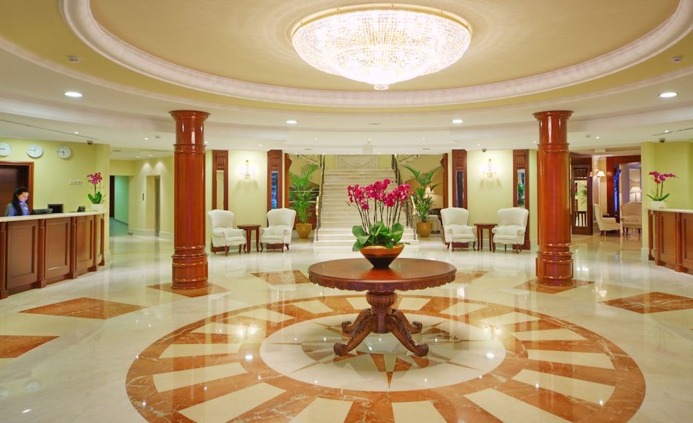 M'Istra'L Hotel & SPA 2