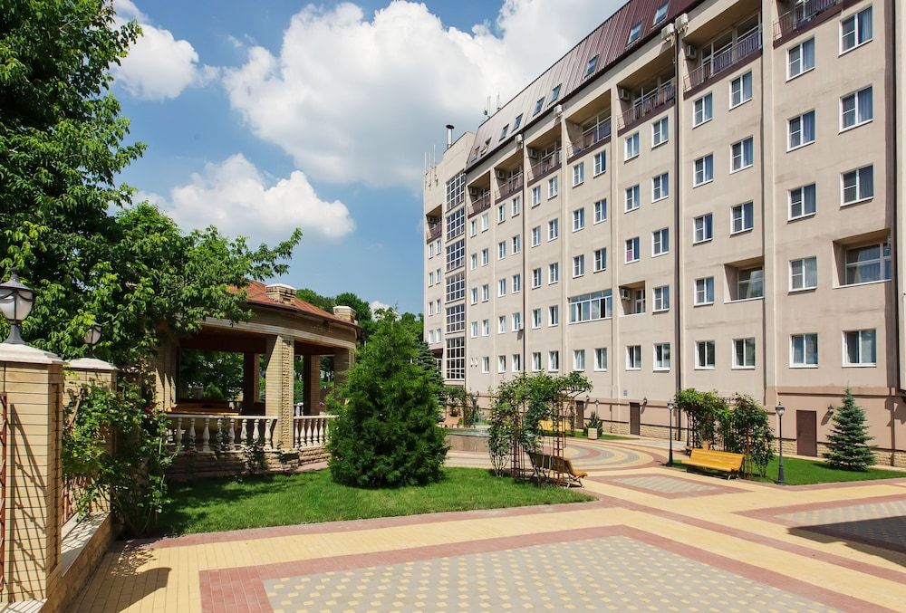 Park Hotel Nadezhda -1 estrellas en Rostov del Don