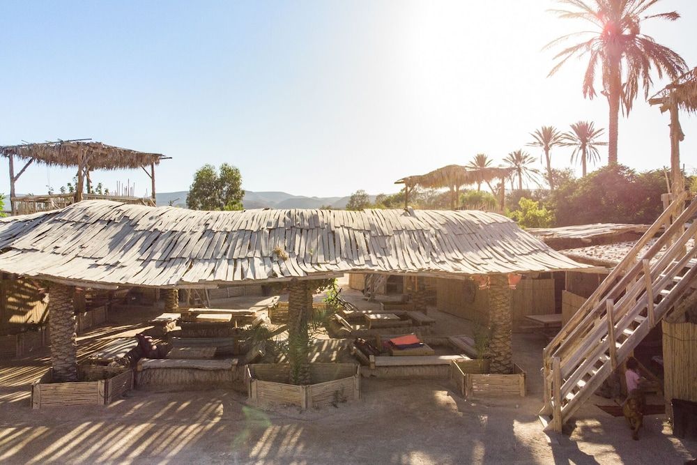 Kfar Hanokdim A GREEN ISLAND IN THE DESERT 2