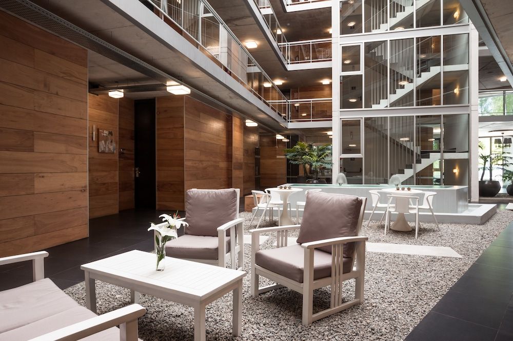 Costa Colonia - Riverside Boutique Hotel 3