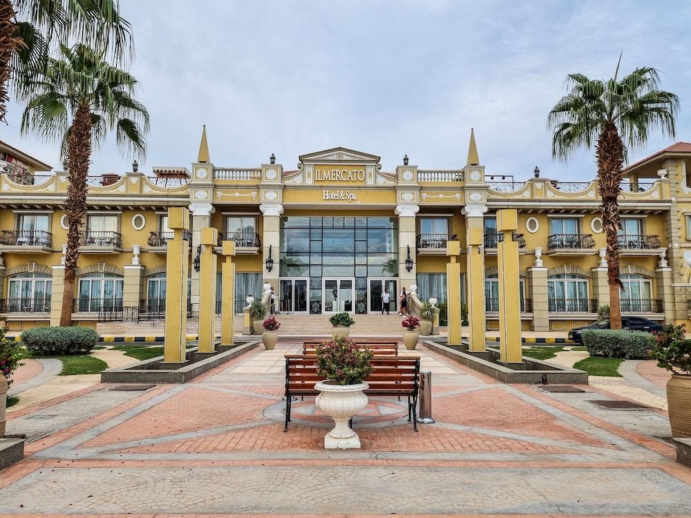 IL Mercato Hotel & Spa 1