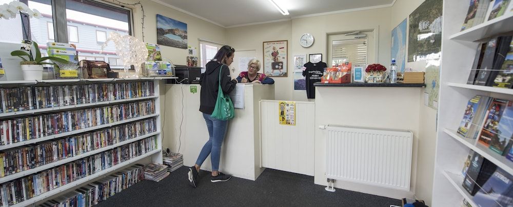 Adventure Lodge & Motel 3