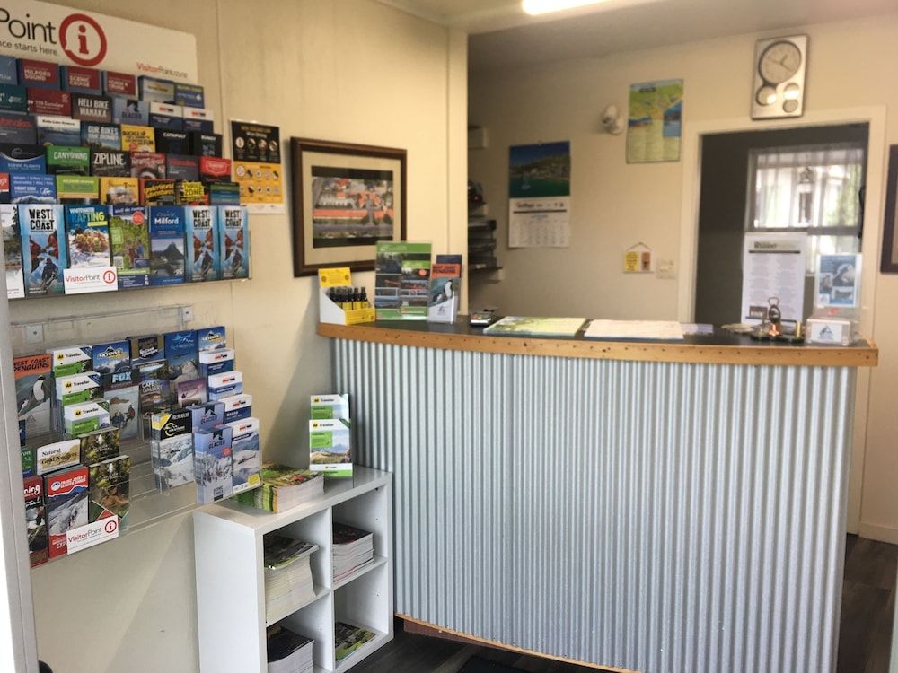 252 Beachside Motels & Holiday Park 2