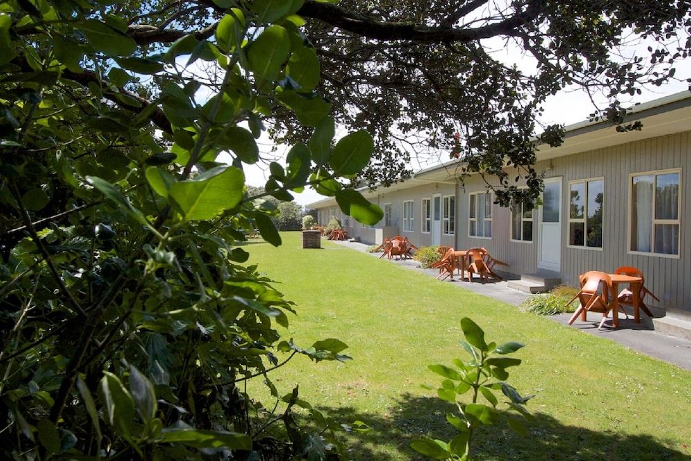 252 Beachside Motels & Holiday Park 1