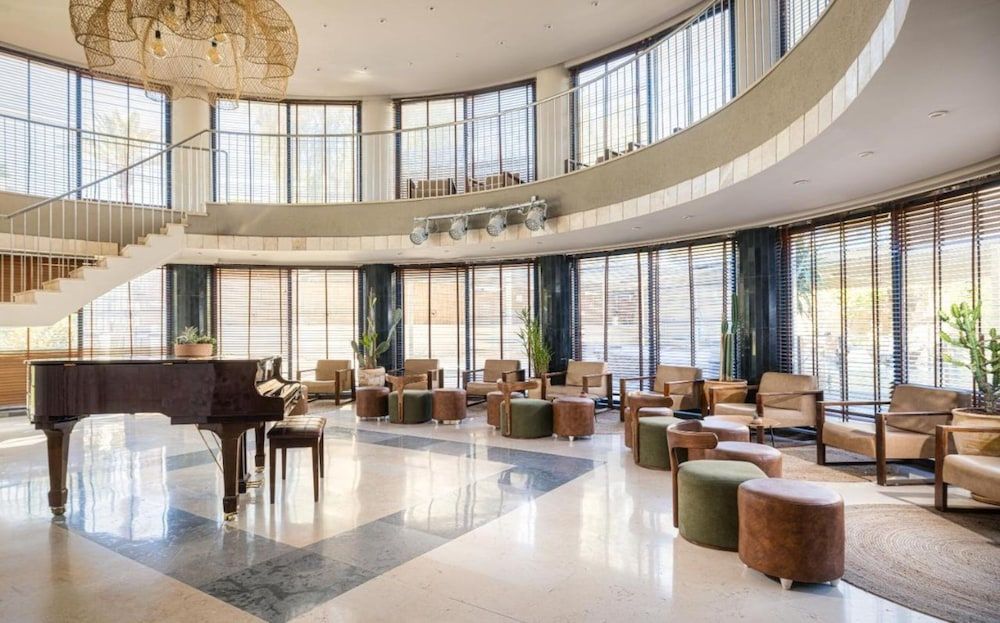 Brown Red Sea (Central Park) 2