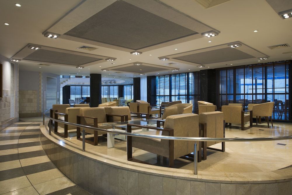 Brown Red Sea (Central Park)