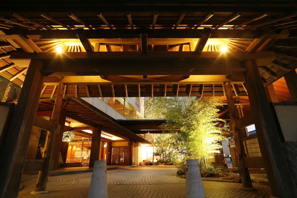 Kisyu Shirahama Onsen Musashi 1