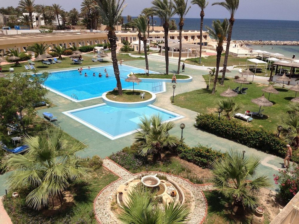 Hotel Les Palmiers Beach Holiday Village 3 estrellas en Monastir