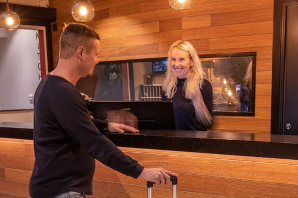 Dream – Luxury Hostel 3