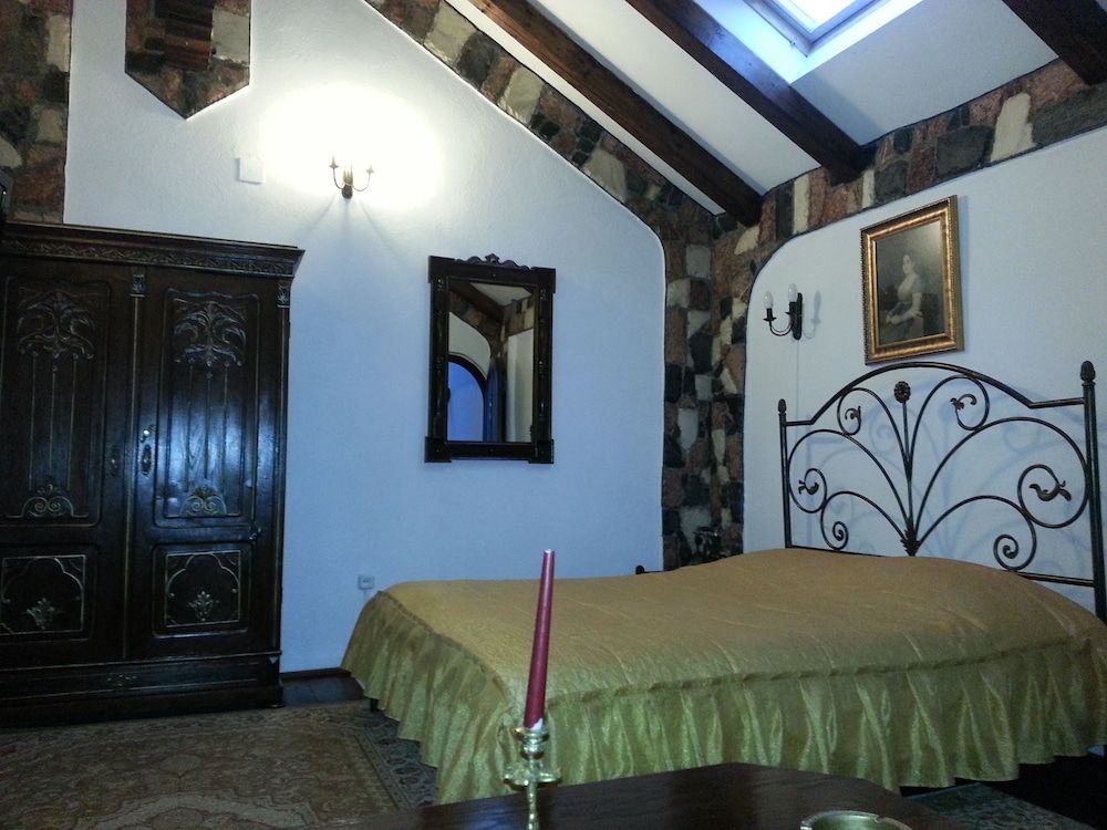 Hunter Prince Castle Hotel 3
