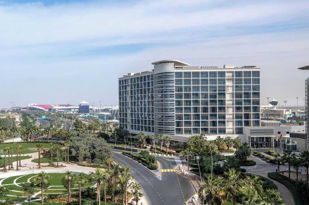 Yas Plaza Marina 3 estrellas en Abu Dhabi