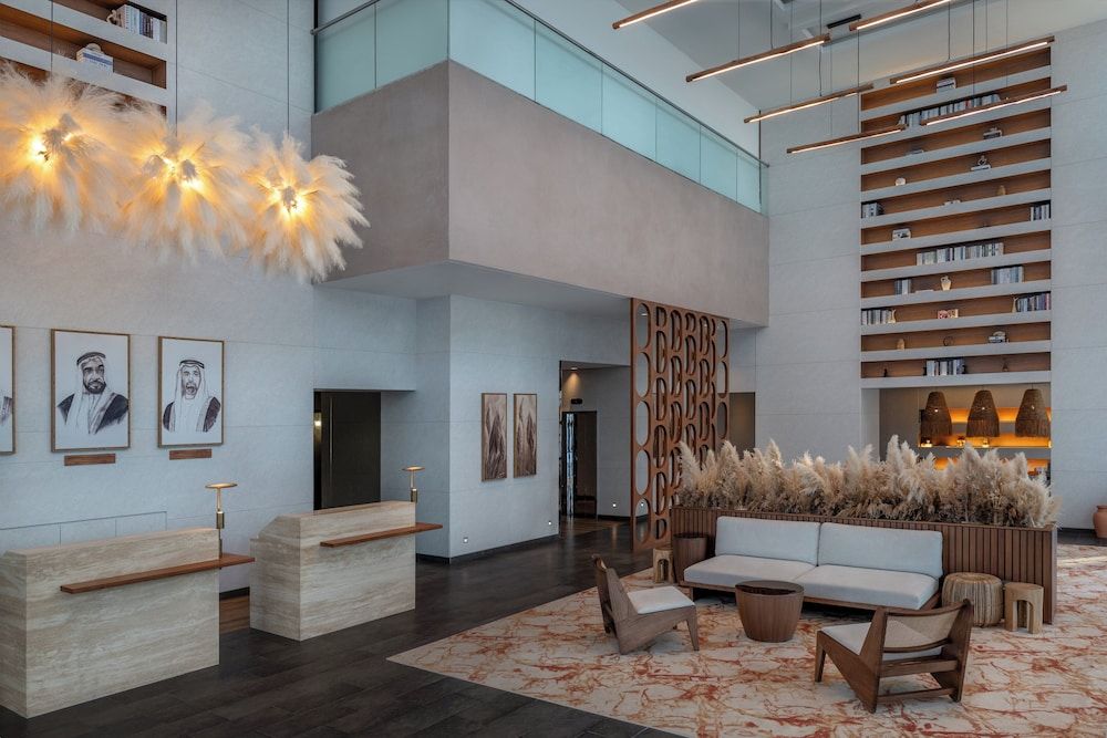 Yas Plaza Circuit 3