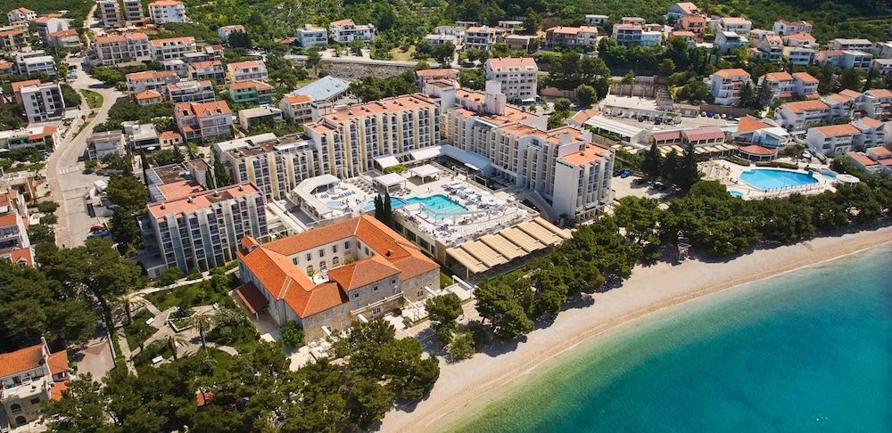 Bluesun Hotel Alga 4 estrellas en Tučepi