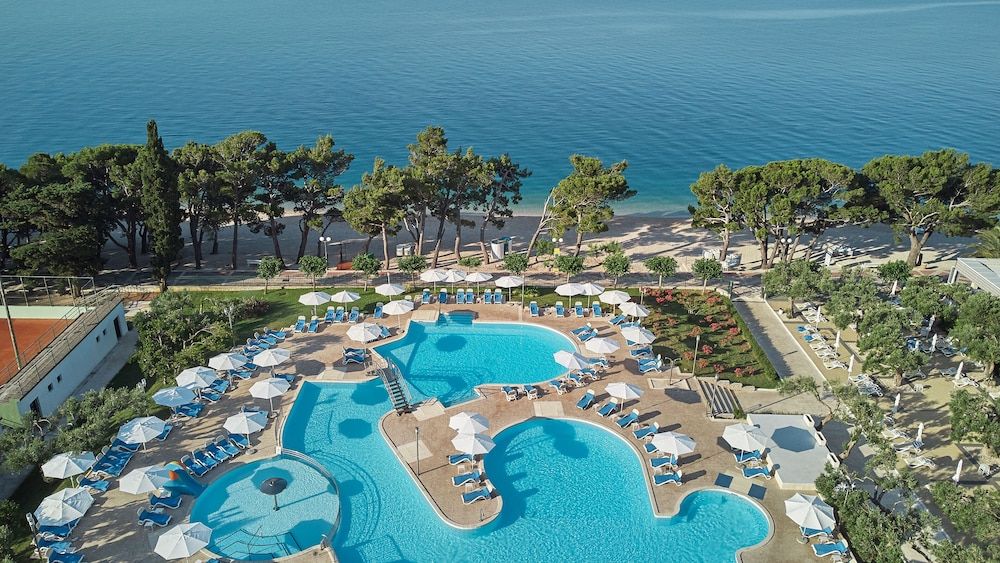 Bluesun hotel Neptun 3 estrellas en Tučepi