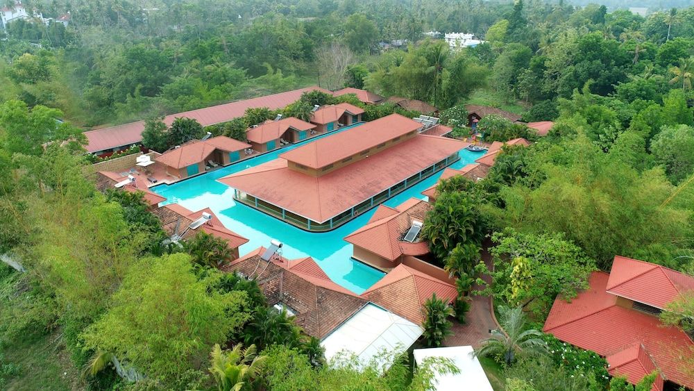 Saj Earth Resort 5 stelle a Nedumbassery