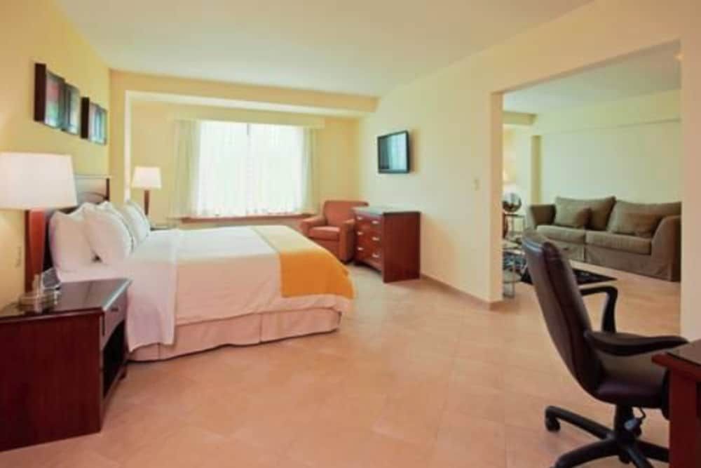 Holiday Inn Panama Canal, an IHG Hotel 2