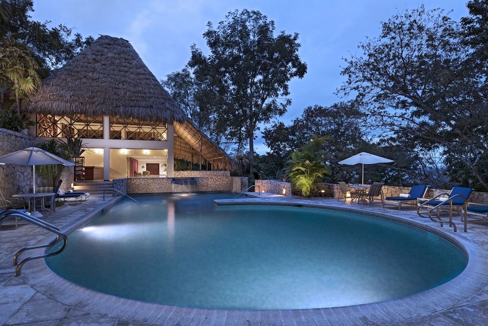 Hotel Camino Real Tikal 1