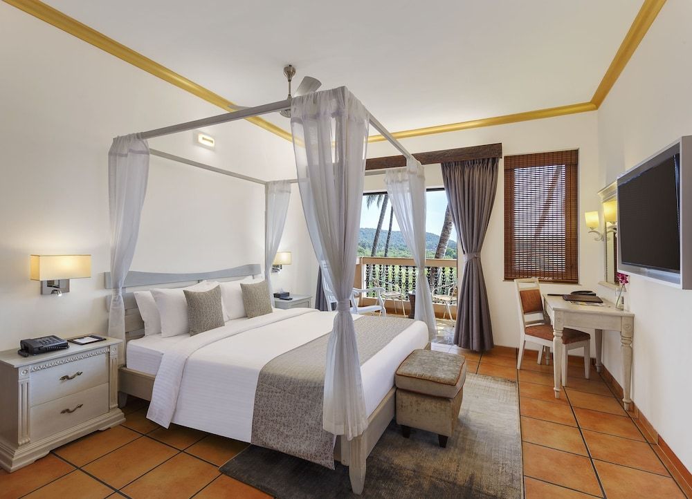 Lazy Lagoon, Baga A Lemon Tree Resort 2