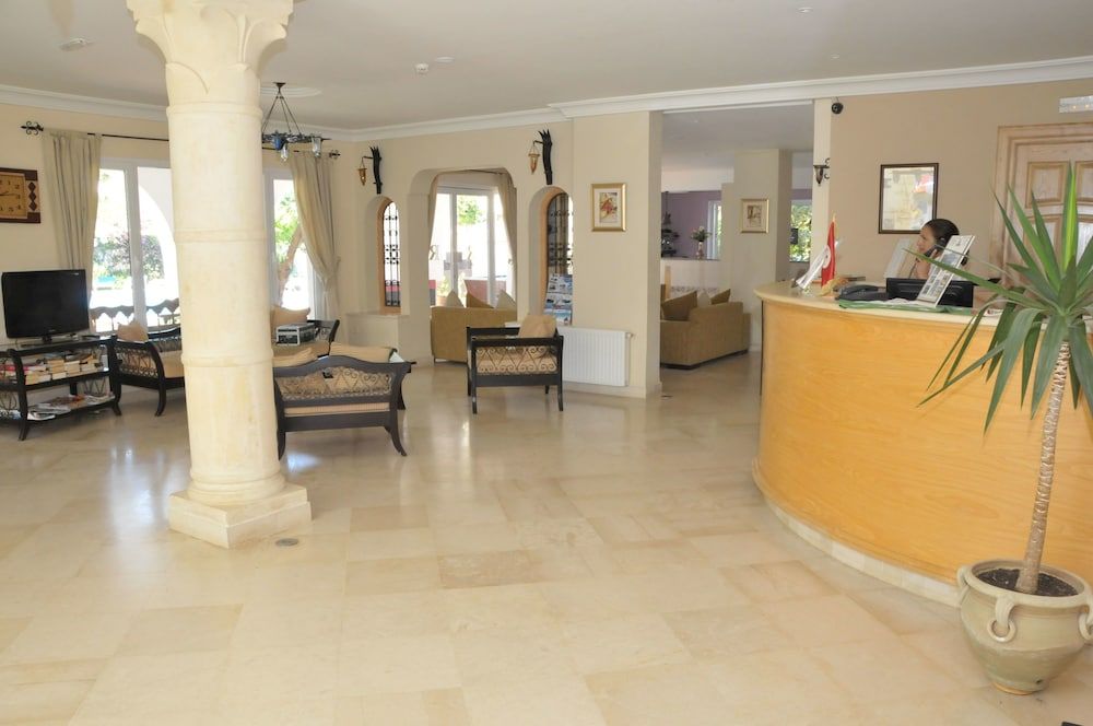 Hotel Residence Romane 2