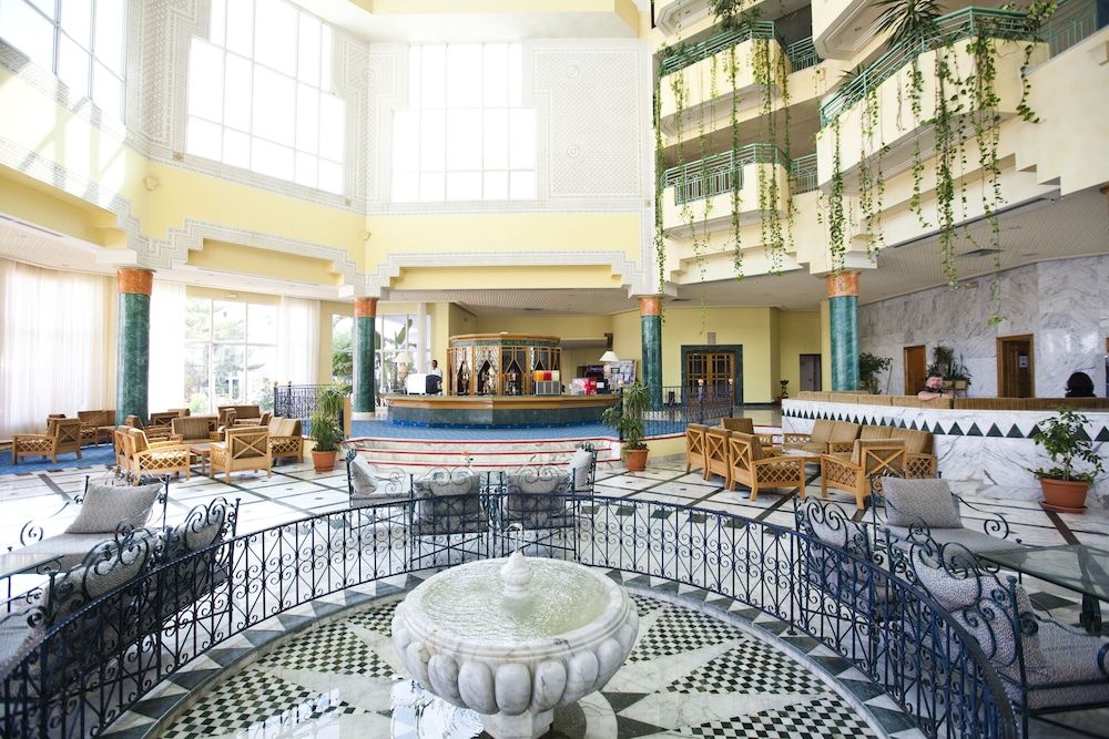 El Mouradi El Menzah 2