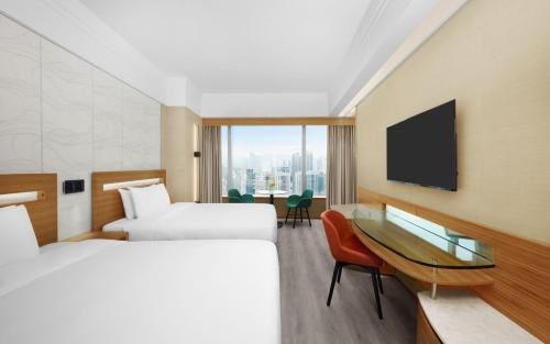 Nina Hotel Tsuen Wan West 2