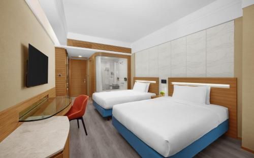 Nina Hotel Tsuen Wan West 3