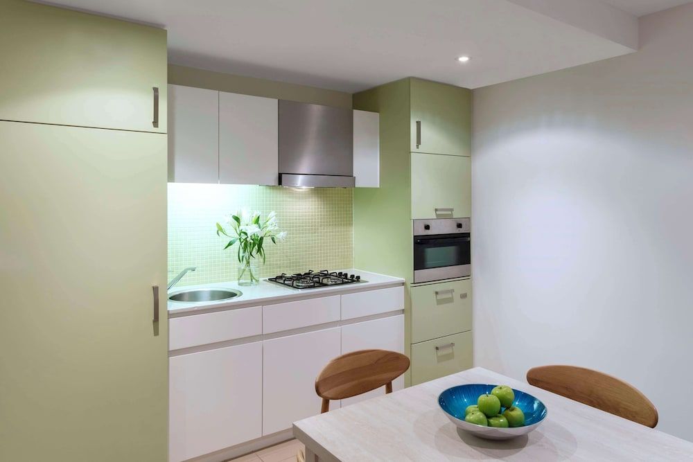 Oaks Glenelg Liberty Suites 4 estrellas en Adelaida