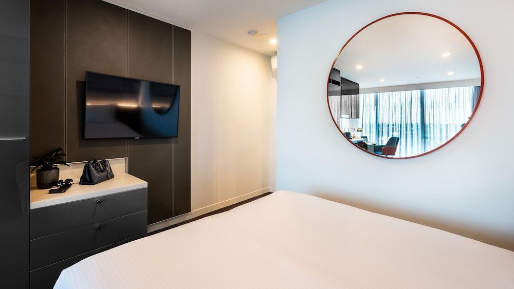 Novotel Melbourne Preston 3