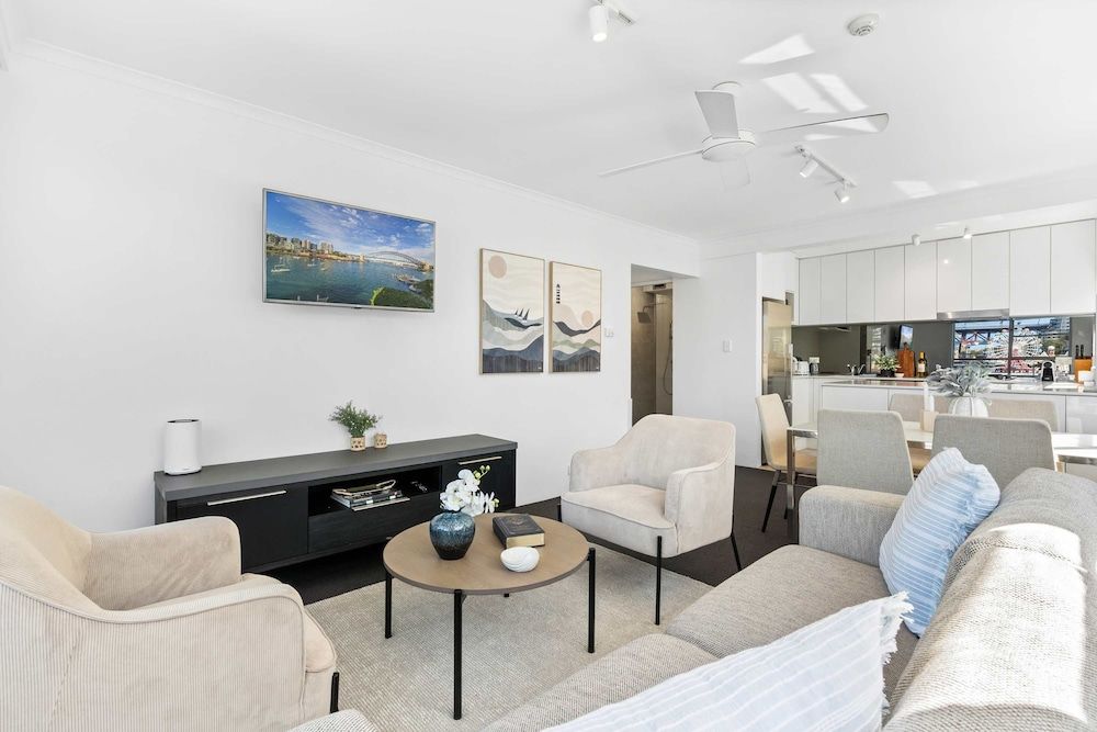 Sydney Harbourside Apartment 2