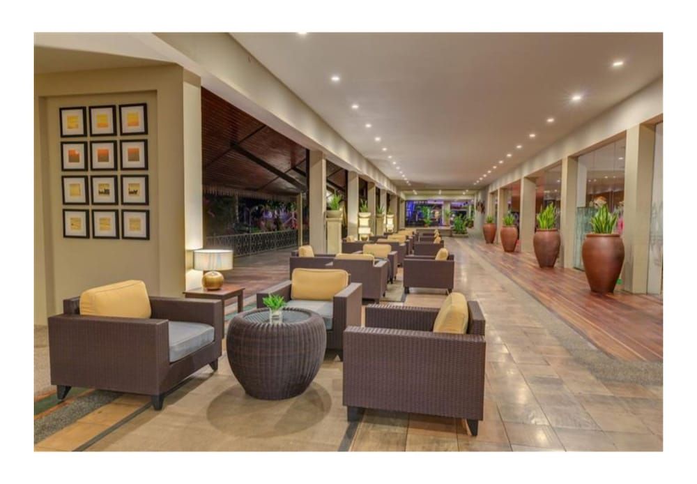 The Taaras Beach & Spa Resort 3